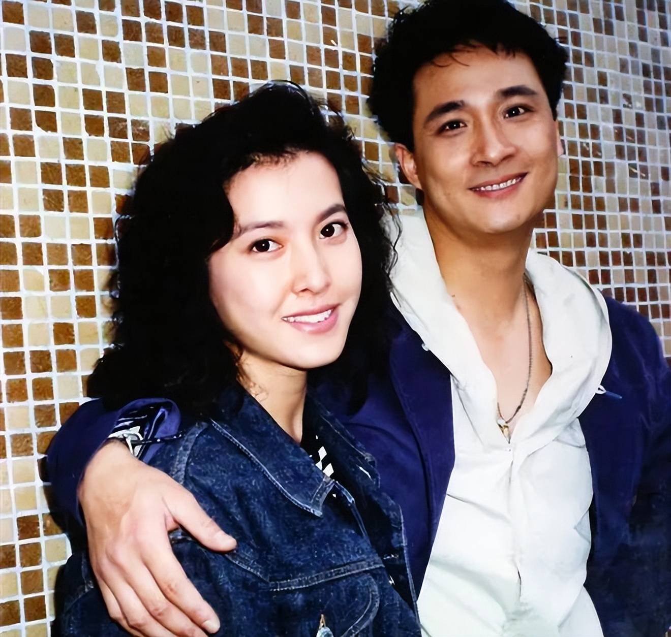 原创因为出家而被tvb录取被女友发报分手的吴镇宇其实没那么严肃