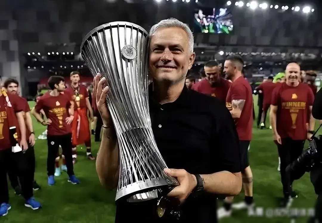 穆帅否认跌落神坛,五座欧战冠军闪耀归来!_穆里尼奥_教练_成绩