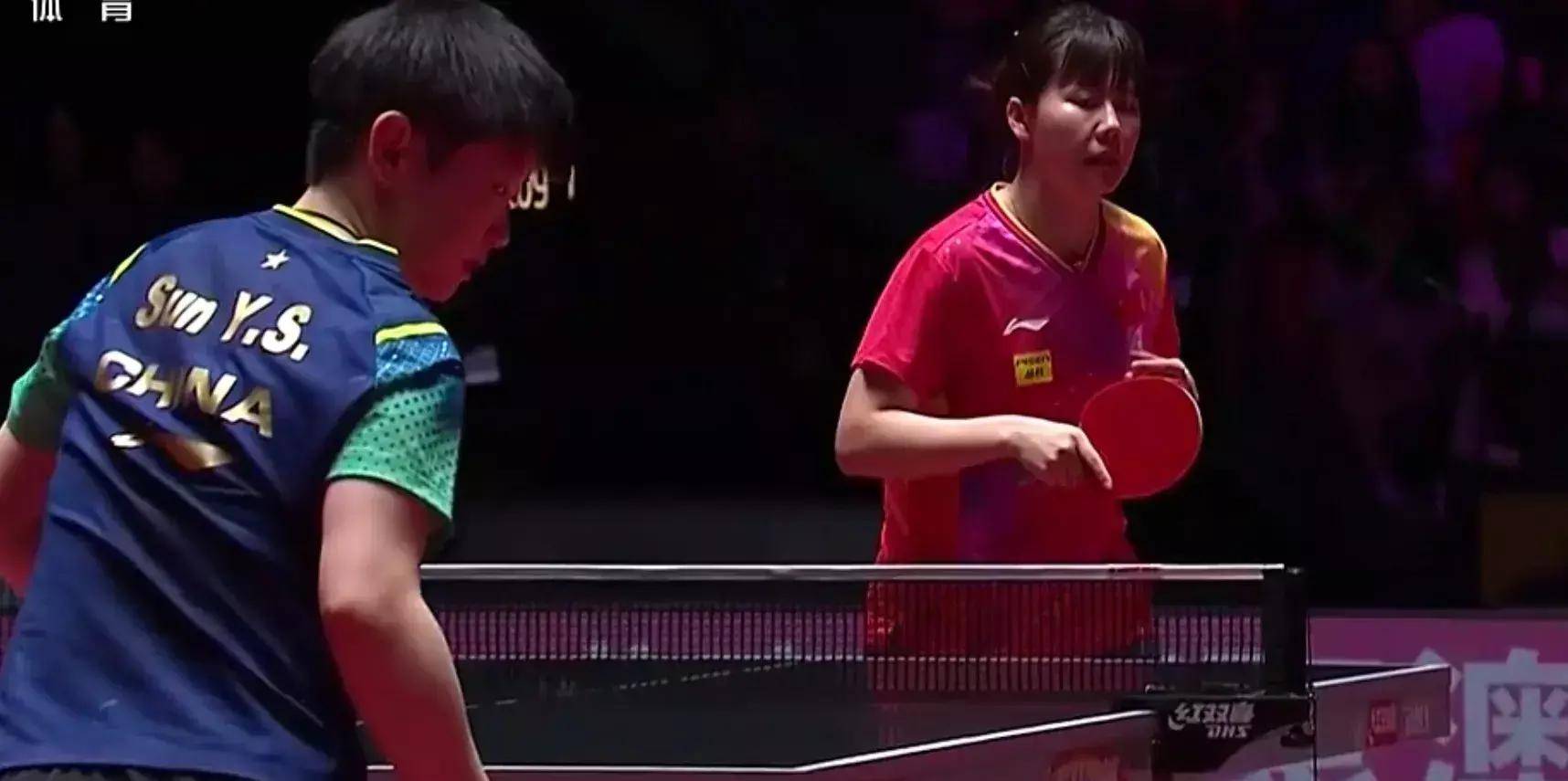 世界杯女单1/8决赛:孙颖莎4-1陈辛同晋级八强_陈幸_陈欣桐_比赛