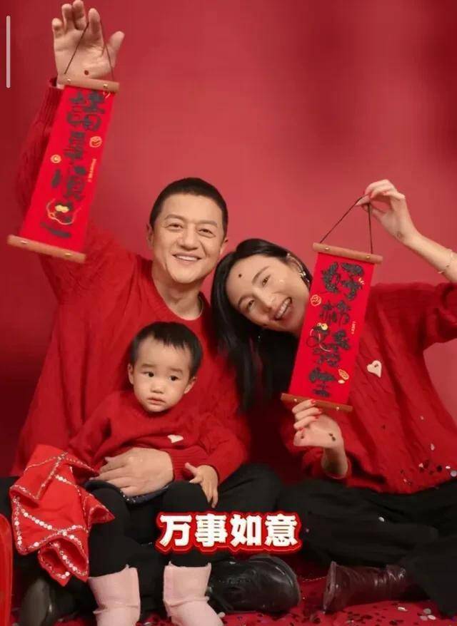 海哈金喜亲述家庭生活,与李亚鹏甜蜜相伴_态度_问题_李嫣