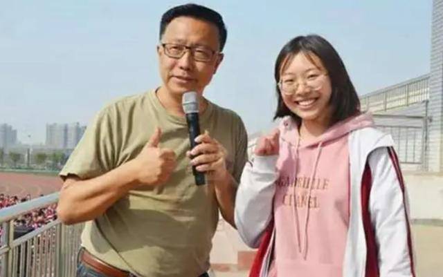 9年前英语教父李阳把美国妻子打的遍体鳞伤他后来如何