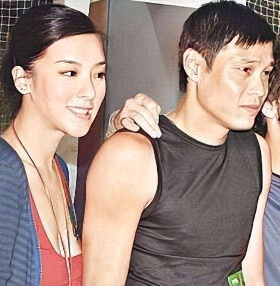 "三婚"时娶小17岁老婆的范志毅,总算是走到今天这一步_李倩_的足球