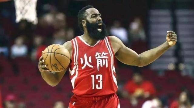 还觉得登哥只是碰瓷专家莫雷说我觉得他是史上最佳进攻球员