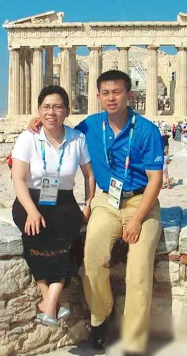 邓亚萍与老公幸福生活背后的青梅竹马故事