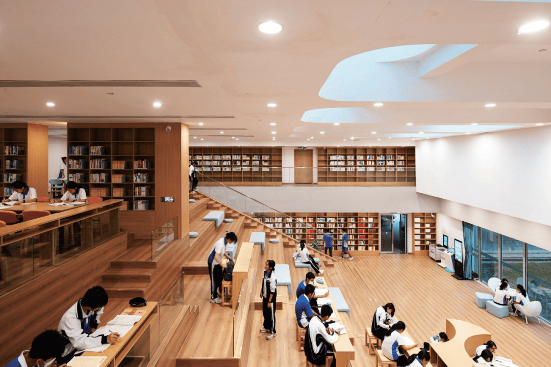 关注4月21日来深圳市福海中学校园开放日共赴一场春日邂逅
