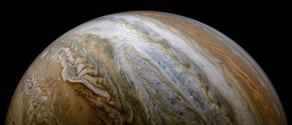 宇宙最大的行星能有多大?超级木星被发现,距离地球约325光年