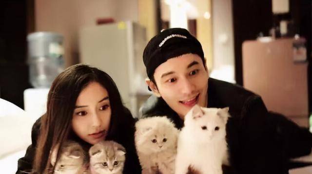 黄晓明为杨颖庆生,发文比去年少了个"媳妇儿",两人关系成迷