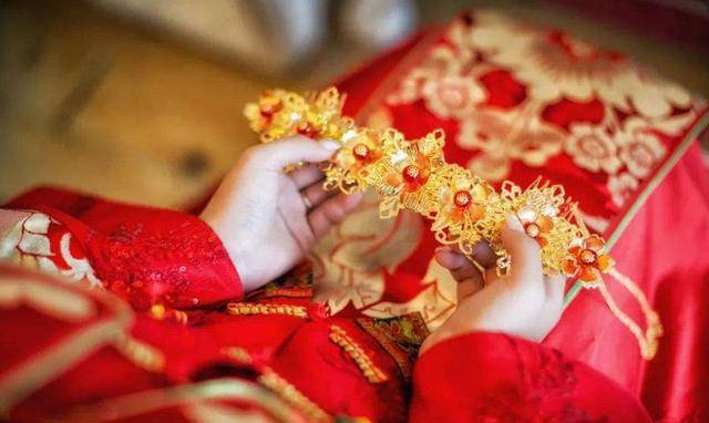 翻开史书历朝历代娶妻都要彩礼为何现代男性如此排斥