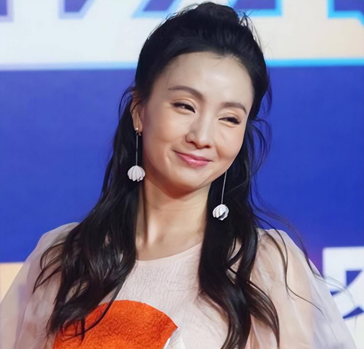 原创倚天屠龙记女星今昔贾静雯二婚幸福灭绝师太越老越面善