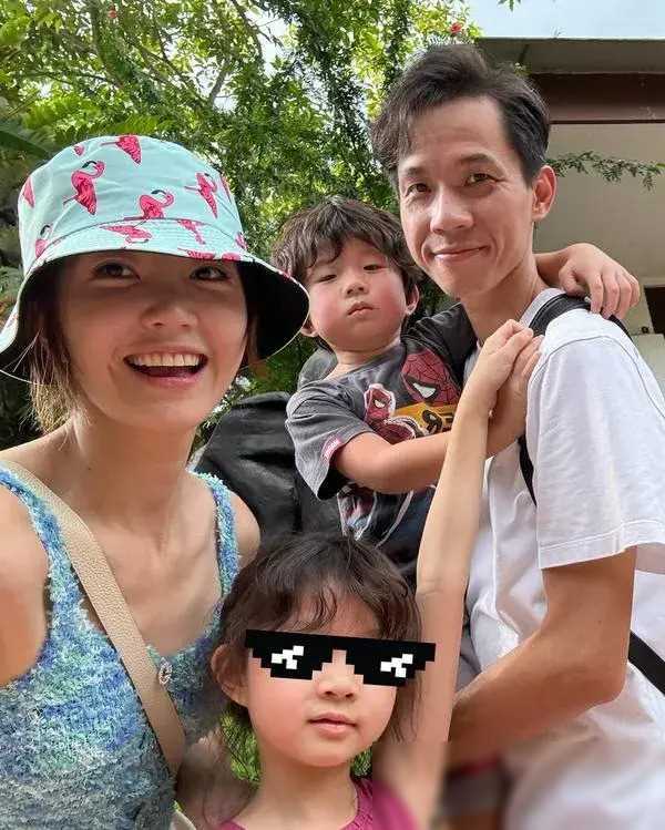 原创吴若希转型演员晒旅行照鼻梁高肿引发整容争议