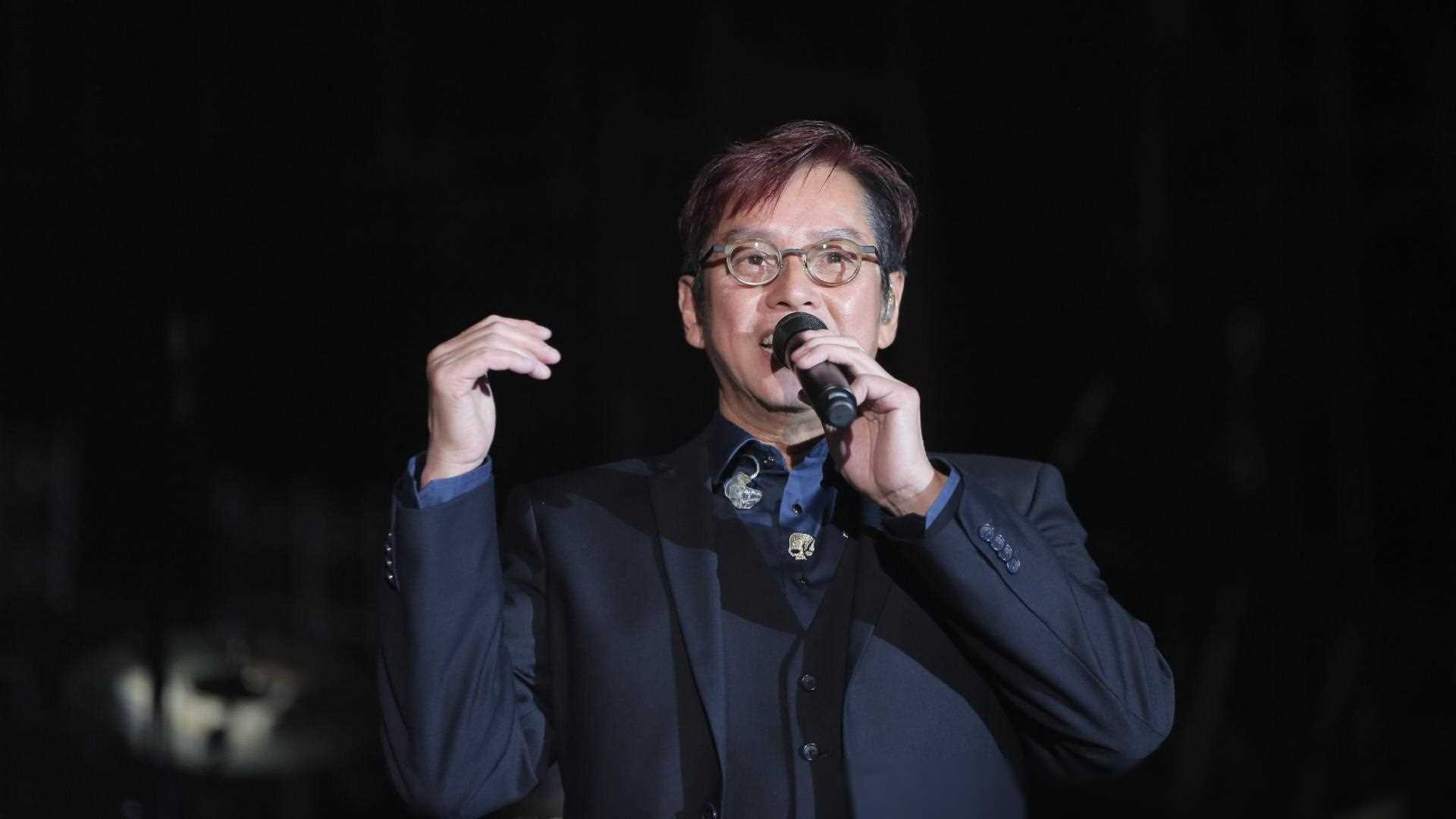 风流往事遭非议谭咏麟年逾古稀终获惩罚