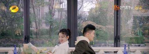 黄奕拒绝王侃,我发现最深层的原因,那就是王侃的情感不够成熟.