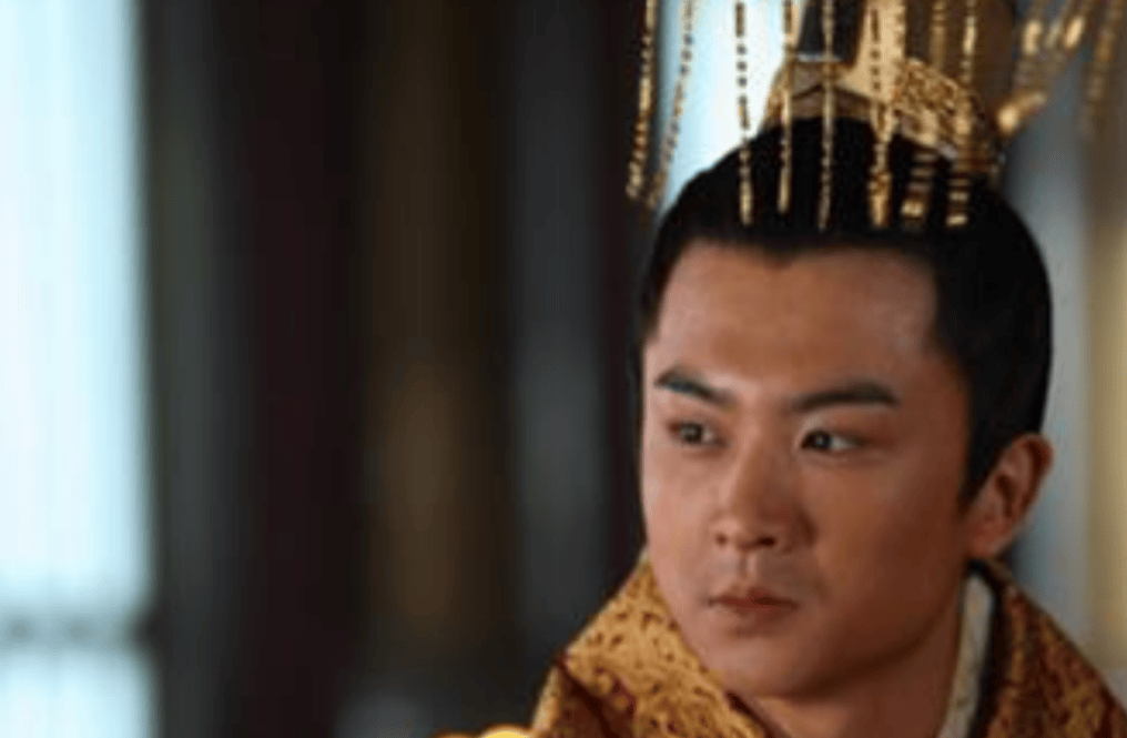 原创汉成帝一生纵情声色临死却搞出大动作结果给汉朝挖了大坑