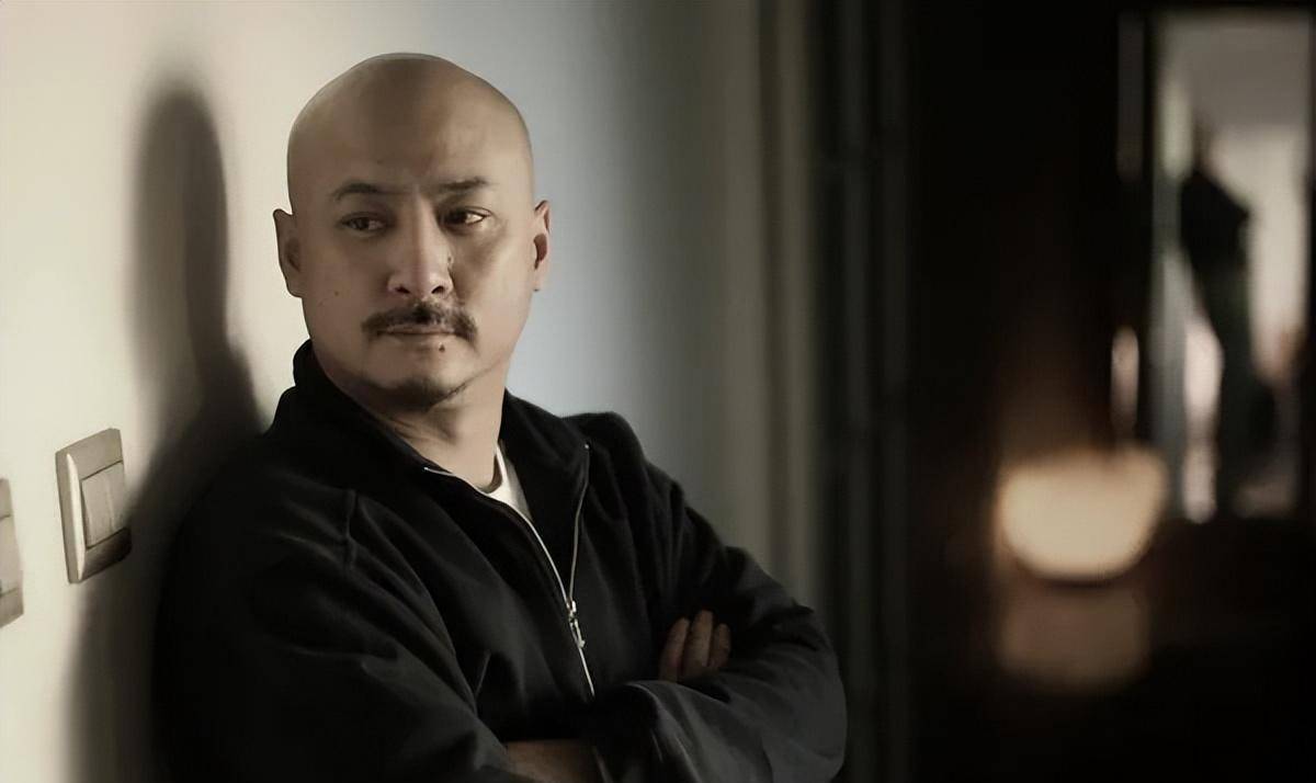 原创事实证明丰唇女神余男的成功靠的不是男人而是自己