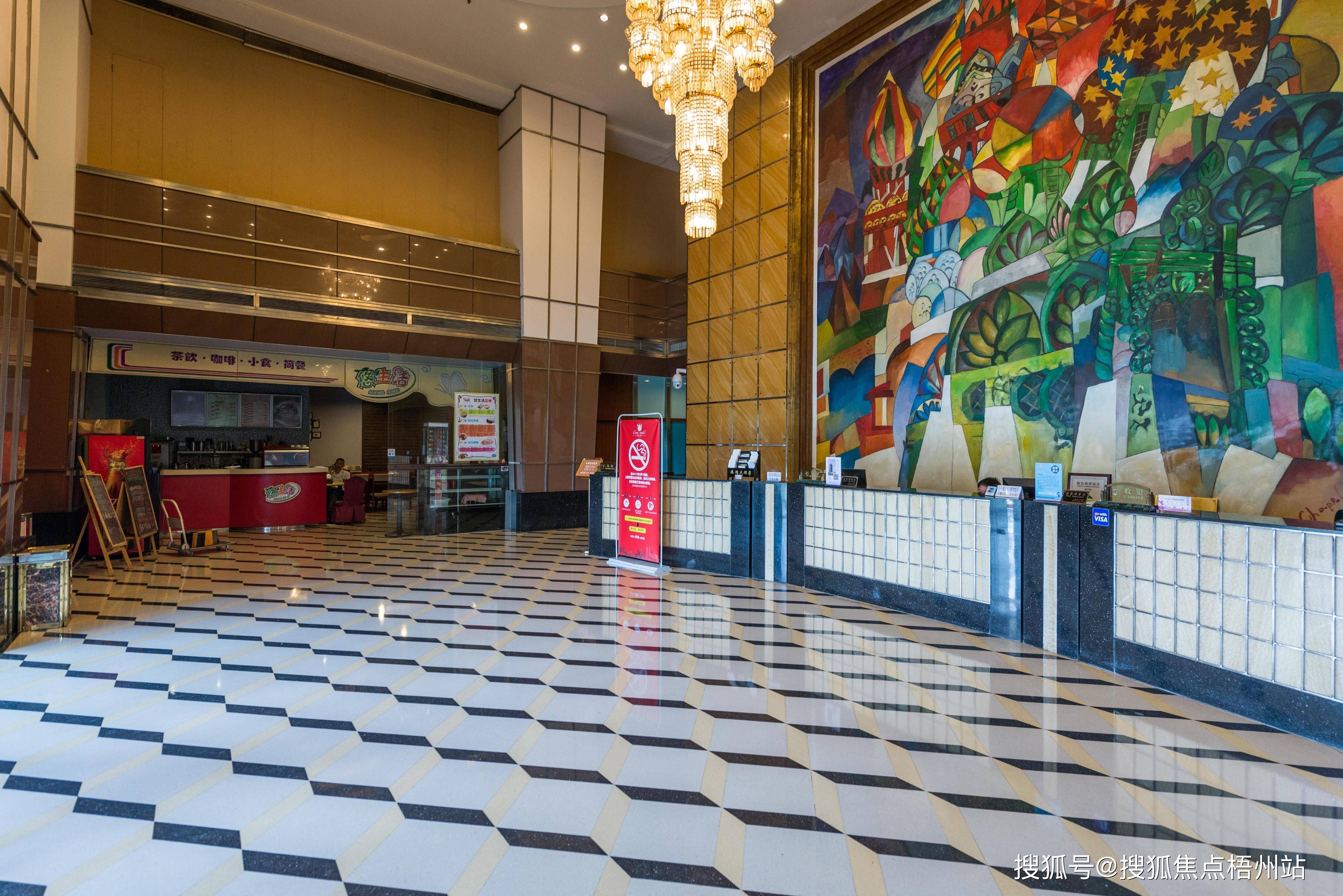 上海鸿运大厦租1-20人独立办公室 精装修 交通便利 可注册