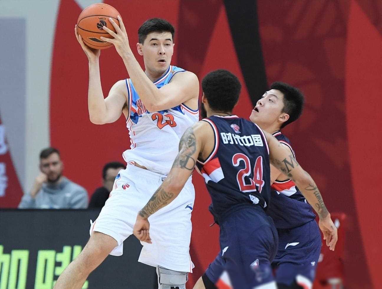 cba四强赛今晚开打,组对阵球队历史交锋分析:组实力均衡