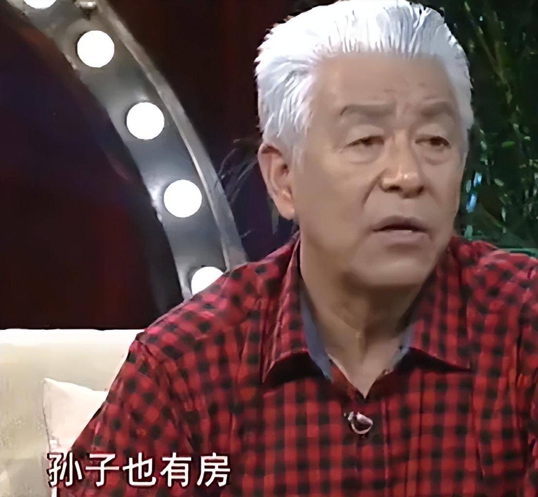 老戏骨张洪杰:照顾瘫痪妻子30年,被3个子女啃老,77岁还要工作