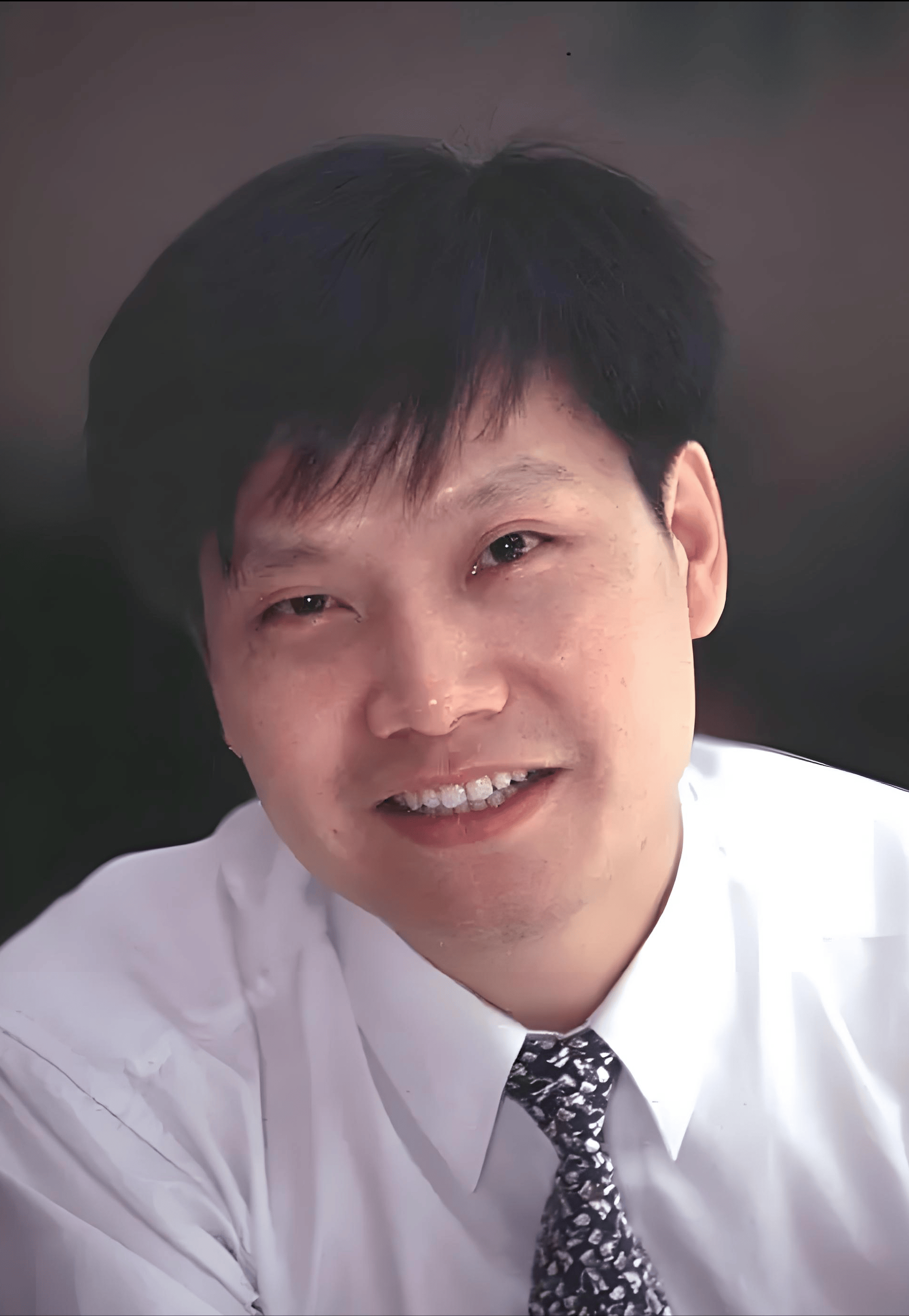 他是天下女人都想嫁的男人,亿万身家,老婆还是初恋女友