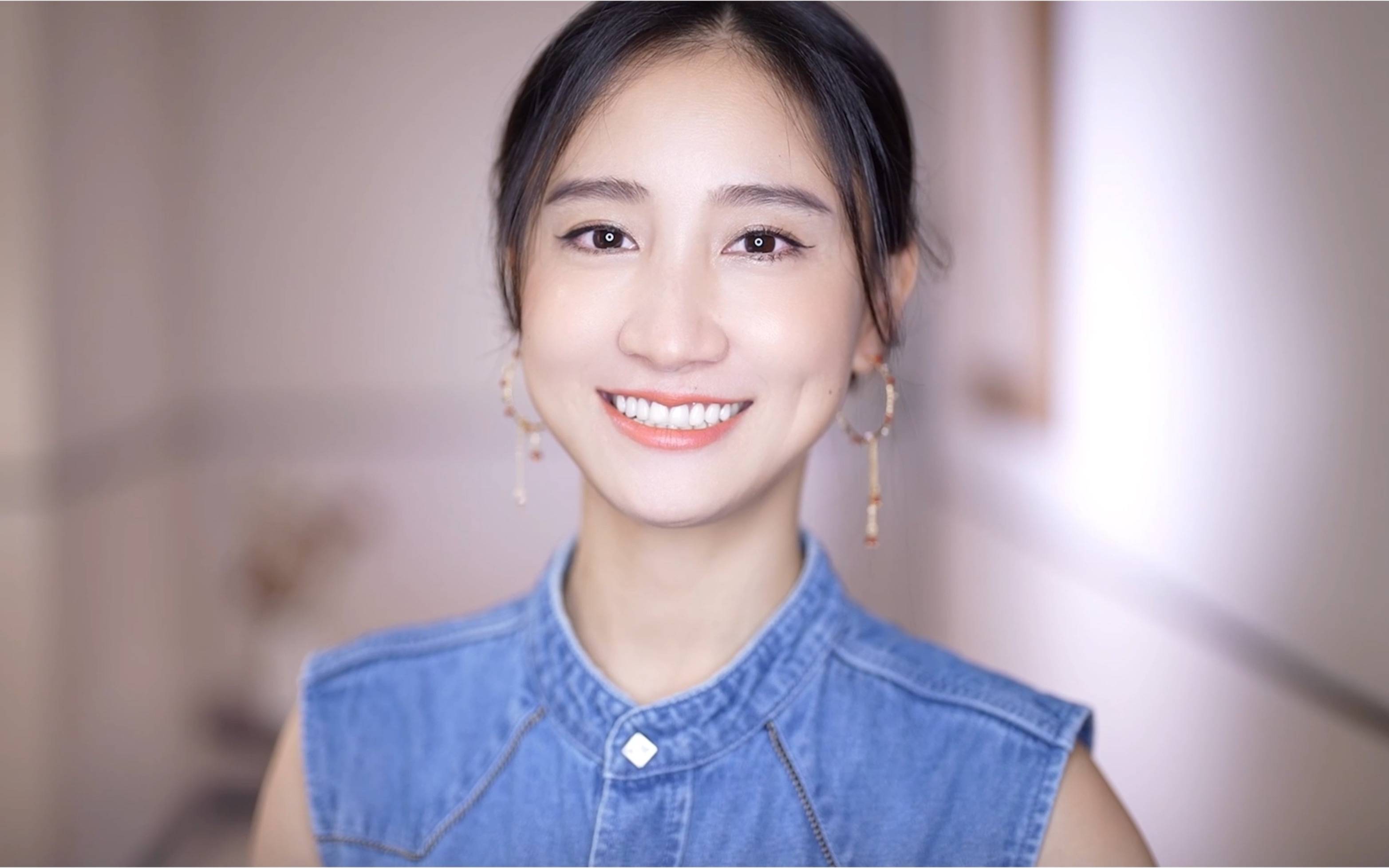 陈彦妃,当红之时嫁人生一娃,陷入低谷,她却用努力换来千万粉丝