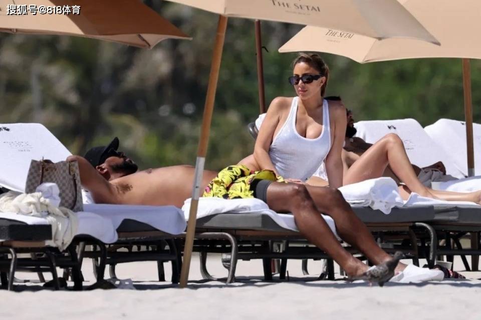 又复合!皮蓬前妻和乔丹儿子迈阿密海滩约会,小乔帮抹防晒 拿椰子干杯