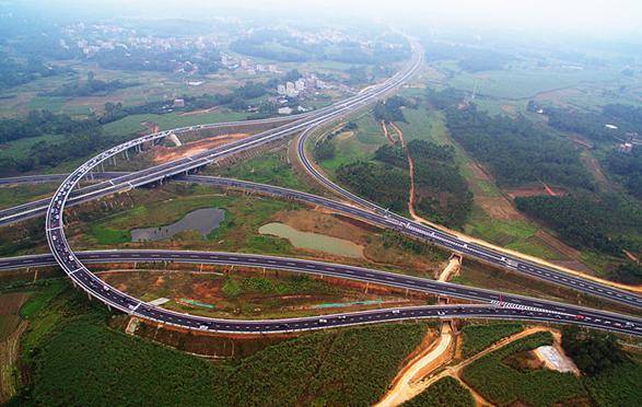广西这条省际高速通道对接广东,即将建成通车,可惜广东段还没影