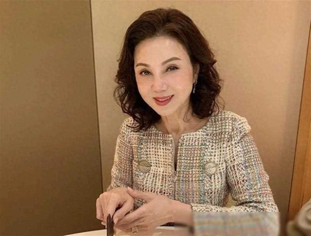 嫁豪门生子后,丈夫移情别恋,婆婆霸气赠亿分手费_谢玲玲_林建岳_宝珠