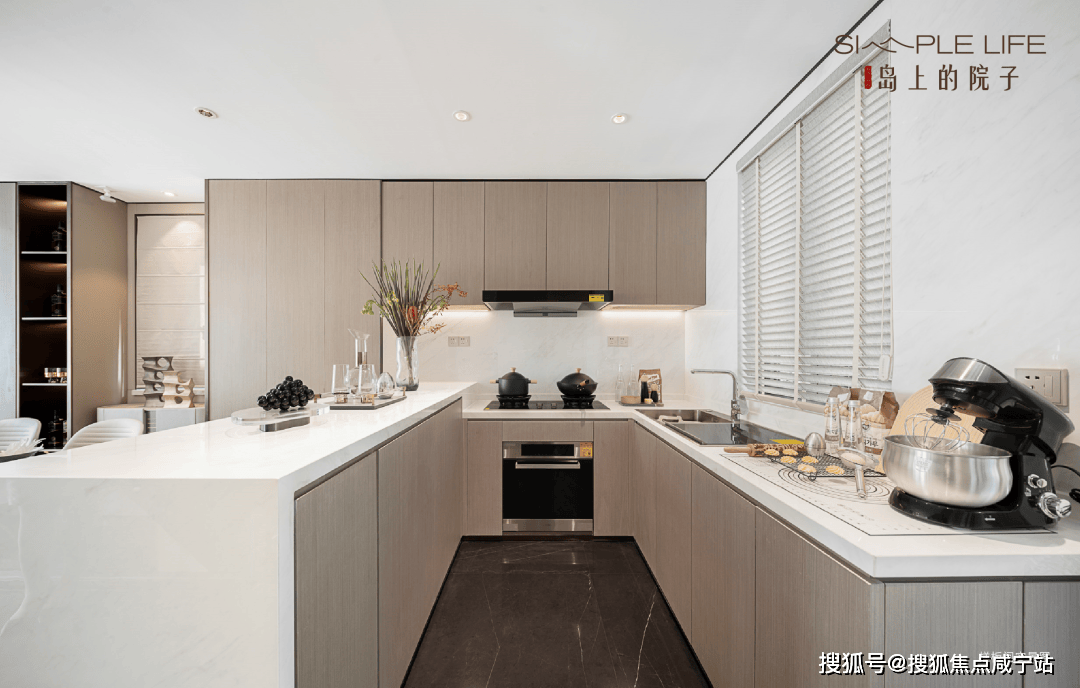 上海路劲象屿岛上的院子售楼处丨路劲象屿岛上的院子