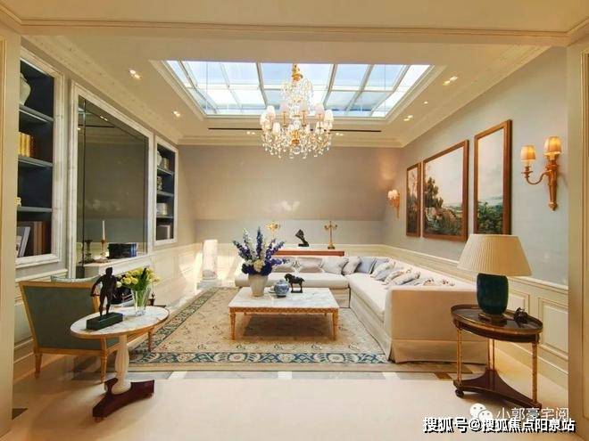 阳光会客室实拍图▲楼梯实拍图▲卧室实拍图外墙采用的纯进口石材