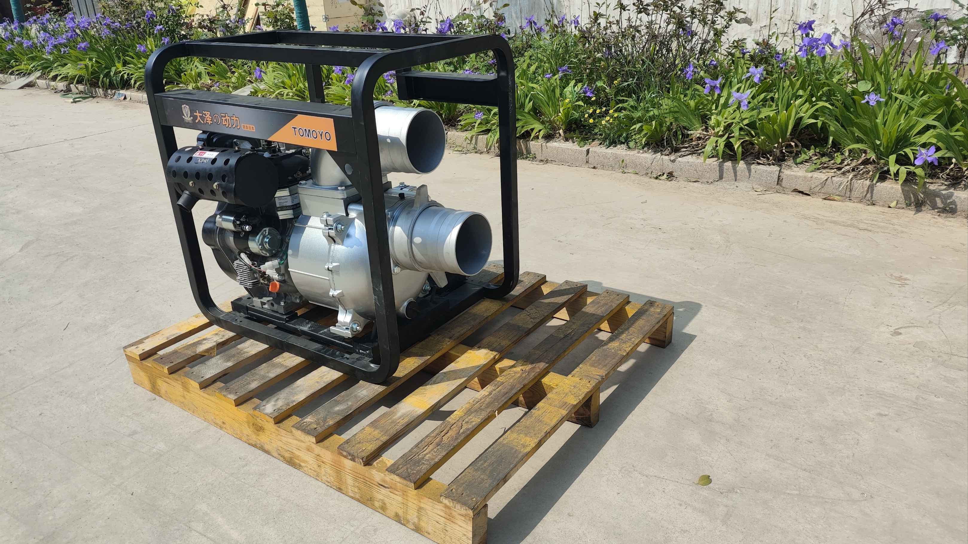 大泽动力6寸柴油防汛应急水泵 佩戴移动轮