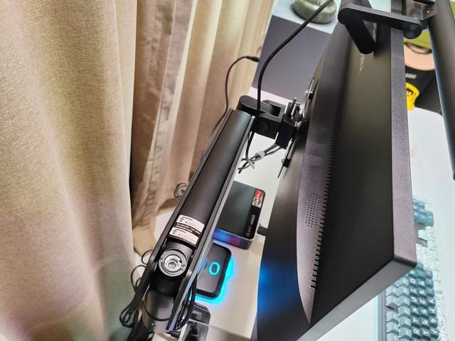 打造极致视野!安德斯特A9X显示器支架,铝质锻造,拉伸自由