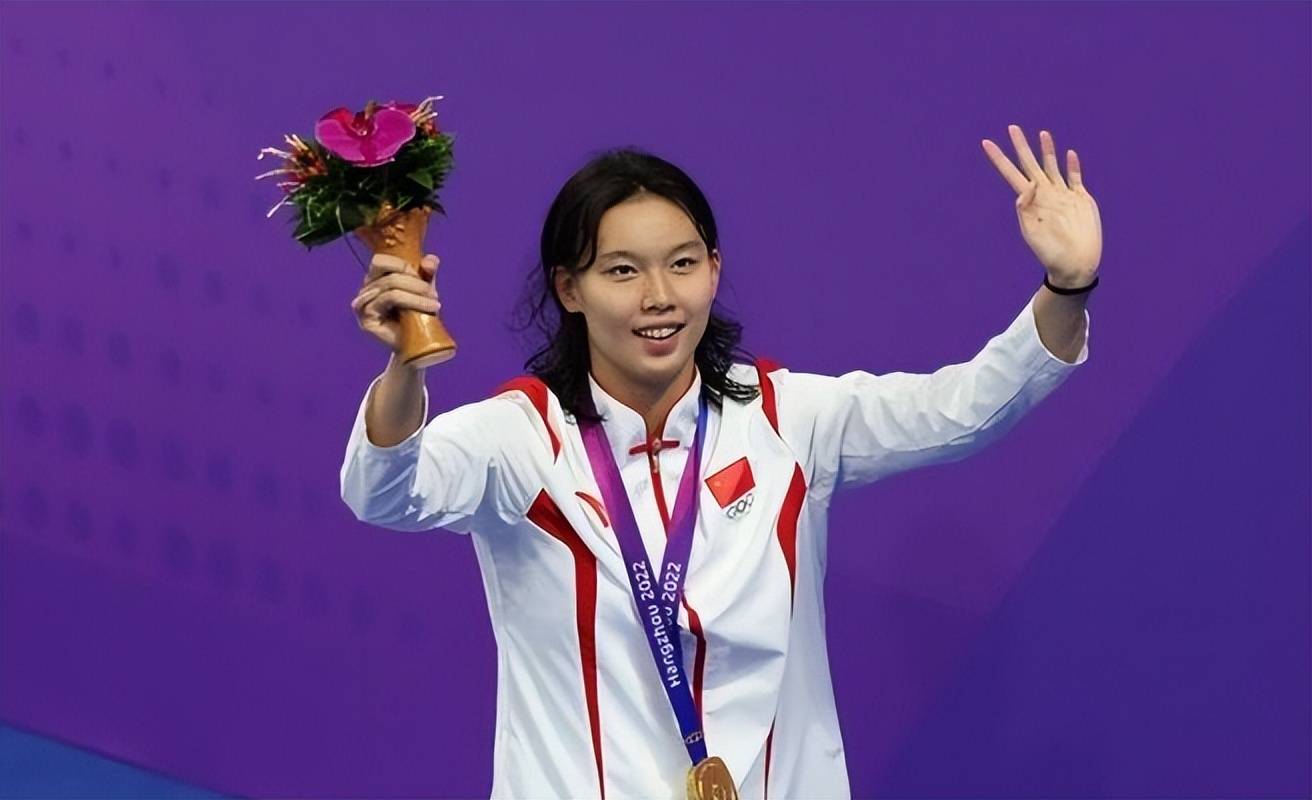 52秒68超张雨霏夺冠!中国22岁游泳奥运冠军蜕变,巴黎接力冲金?