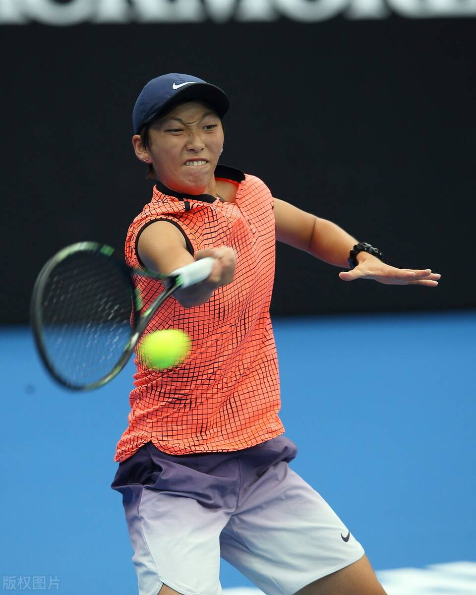 2比0!中国金花爆发,赛季首进四强约战王蔷,基本锁定温网资格