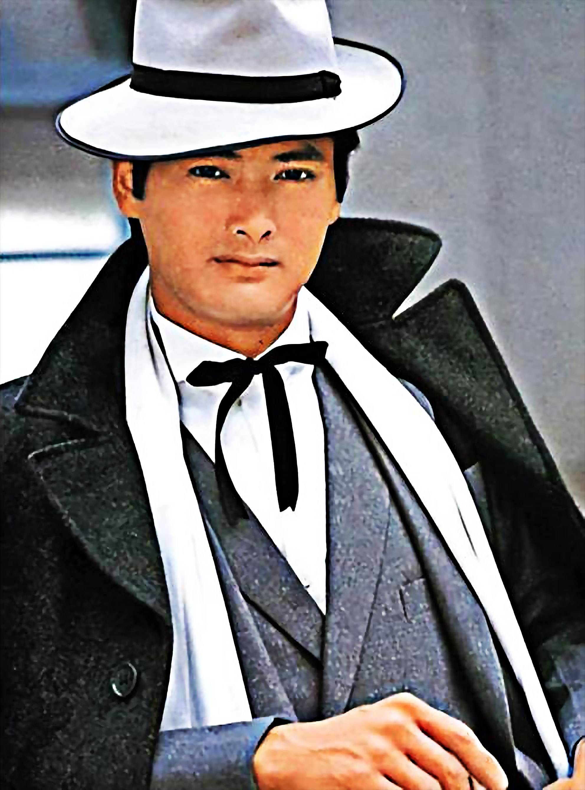 1980年周润发版《上海滩》:无法超越的经典!万里涛涛江水永不休