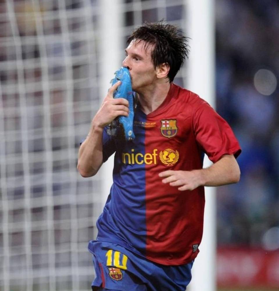 名场面之一:2008-2009赛季欧冠决赛,梅西用最不擅长的头球攻破曼联球