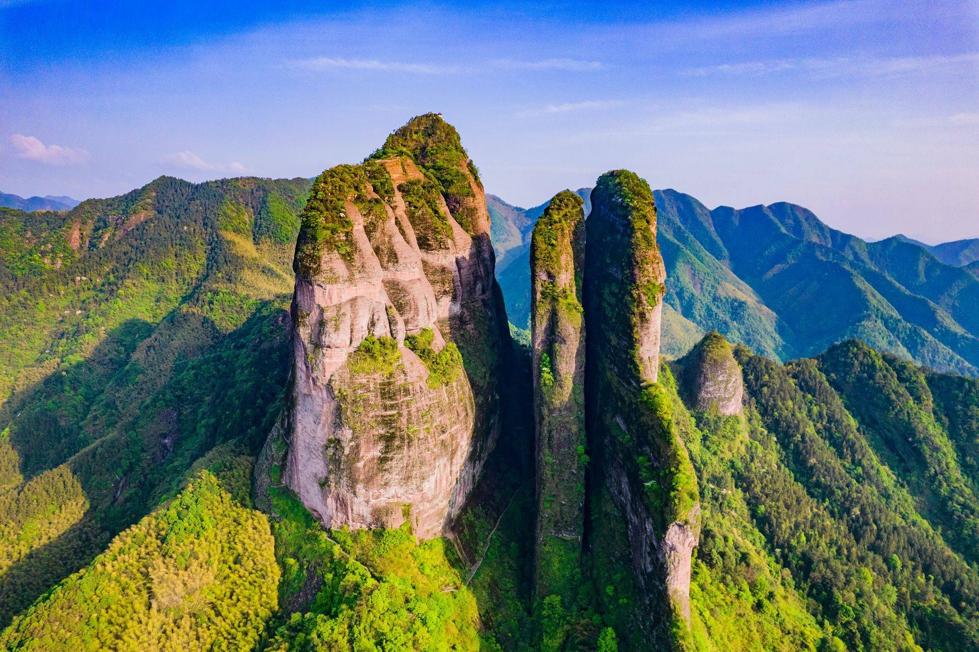 衢州江郎山,浙江唯一一个世界自然遗产,欣赏大自然的鬼斧神工