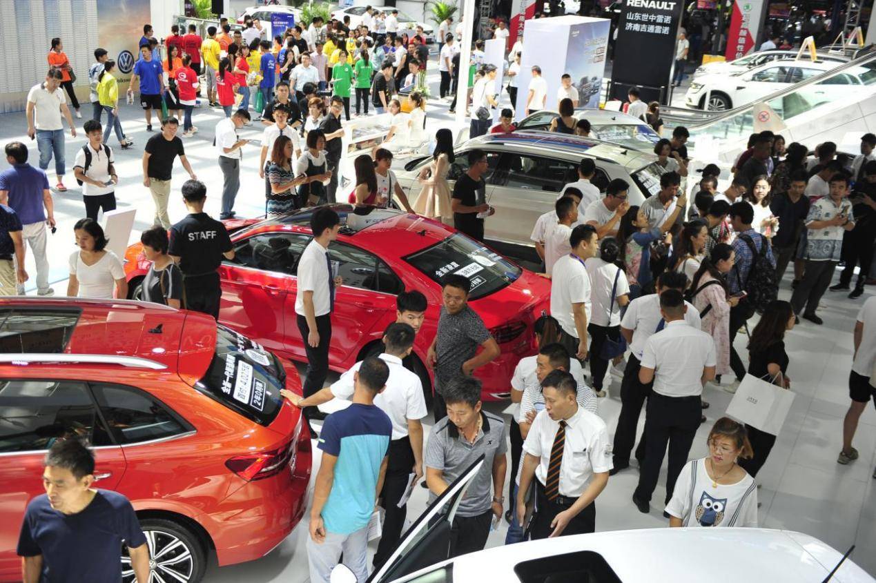 深圳五一国际车展5月1日宝安体育馆,华南城双展齐开