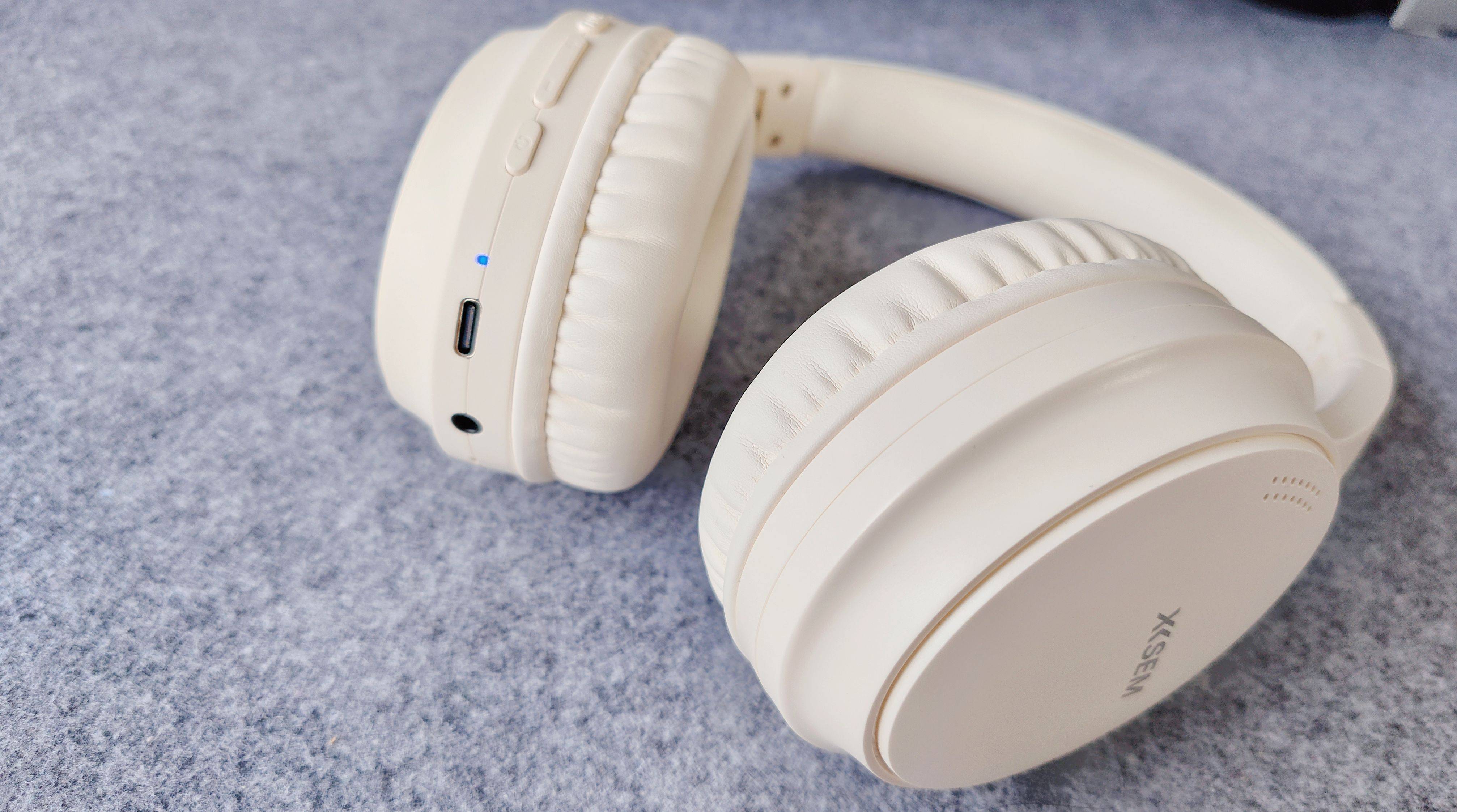 百元级头戴耳机推荐-西圣H1头戴式主动降噪蓝牙耳机