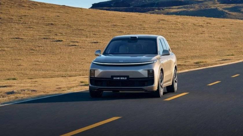 理想M8曝光！造型酷似MEGA，网友：TO BE OR NOT TO BE？