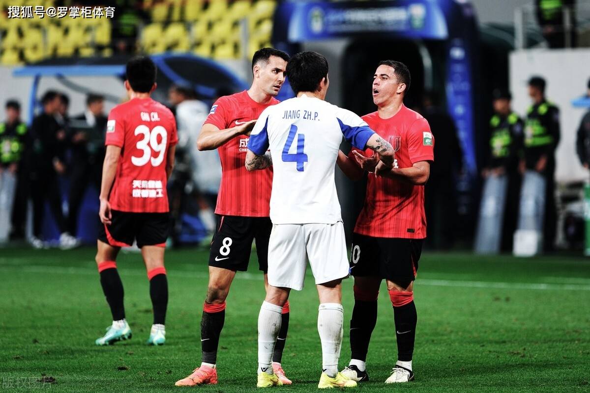 终于等到你!成都蓉城队急盼的强援正式到位亮相,已斩获赛季首球