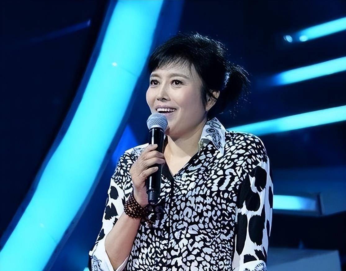 丁嘉丽:为孙红雷向导演下跪,两段婚姻伤人伤己,如今信佛养老