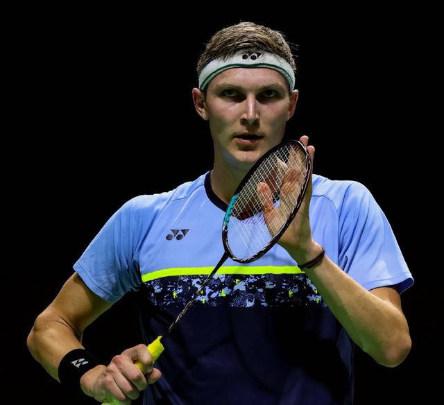 网球 羽毛球 640_584