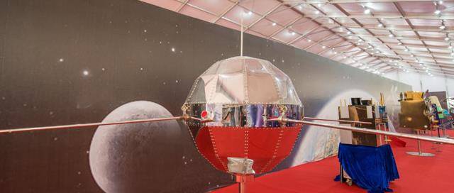 中国第一颗卫星东方红一号,设计寿命只有20天,为何至今还在飞
