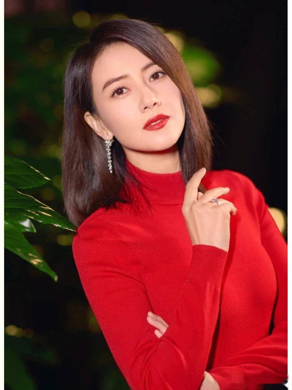 朴孝敏写真曝光,美貌与才华并存的完美女神!