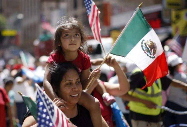 旅游业作为墨西哥政府创收的主要产业,自然会相当受重视.