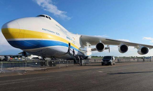 全球最大的运输机,最大起飞重量为640吨,目前全世界只有一架