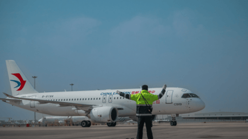 作为京沪双主基地航司,东航将在新航季进一步瞄准打造"航空运输超级