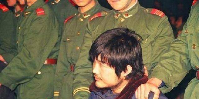 西安悍匪魏振海:26岁背负11条人命,成拒签认罪书实行枪决第一人