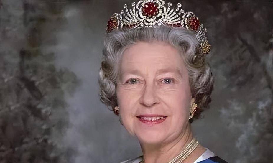 5斤皇冠上位,她的一生是传奇也是悲剧_伊丽莎白_菲利普_父亲