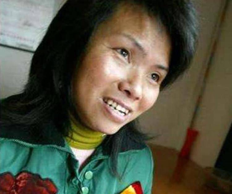 浙江首位变性人雷晓晨:已成功做母亲,被丈夫和女儿宠成了公主