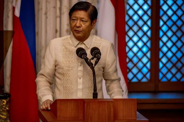 挨了中国当头一棒后,菲律宾想找越南联手,对中国形成两面包夹